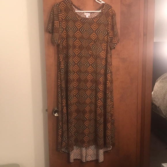 LuLaRoe Carly - Picture 1 of 2